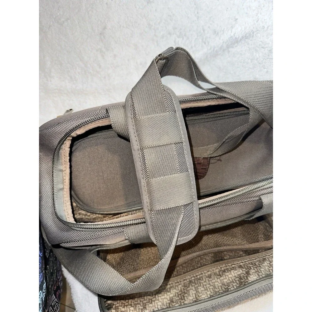 Tommy Bahama Essentials Travel Carry On Overnight Green Canvas Duffle Bag